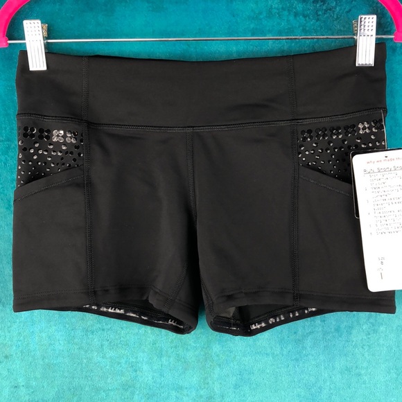 lululemon athletica Pants - LULULEMON SHORTY SHORT LUXTREME AM034